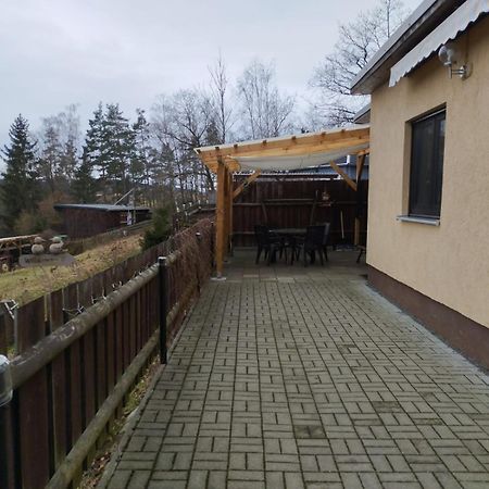 Mueller'S Ferienbungalow "Zur Goeltzschtalbruecke" Greiz Exteriör bild